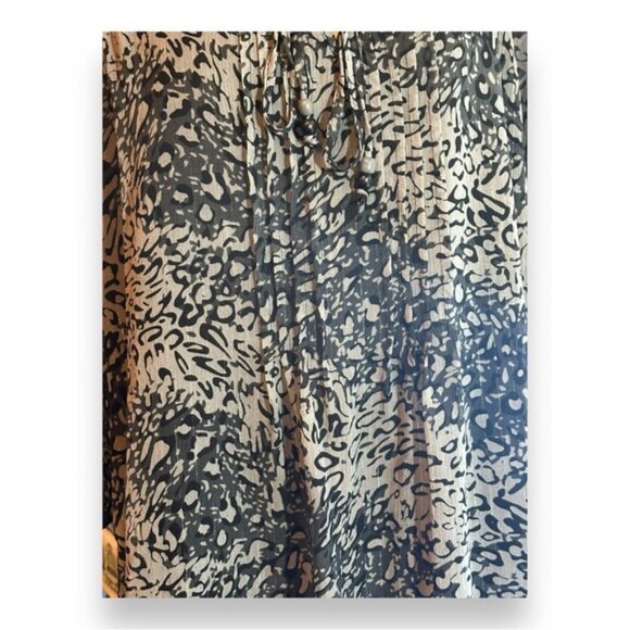 Women’s 1X Notations Women Grey Blue Animal Print Georgette 3/4 Top 14 16 18 - Picture 4 of 9